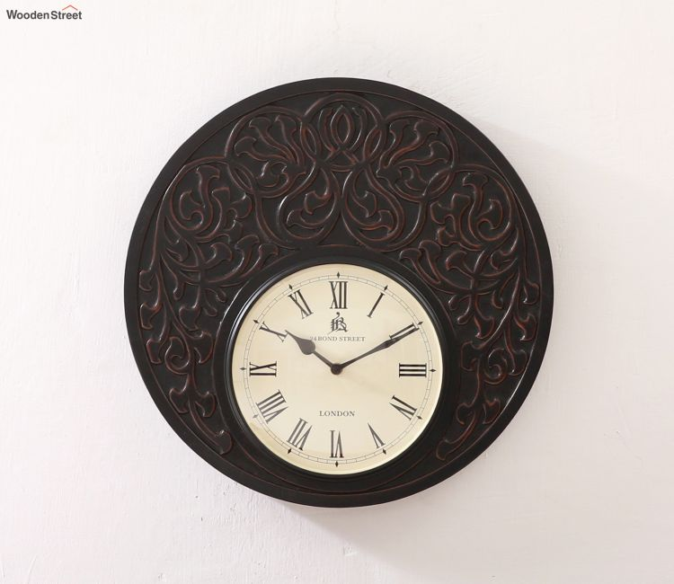 A Complete Guide to Choosing the Perfect Wall Clock for Your Home