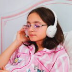 Discover New Connections Online with Pink Video Chat and xmegle.net