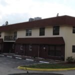 How a Roofing Company Coral Springs Improves Home Value Through Quality Roofing Work