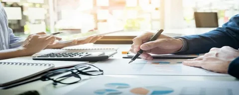 How a Bookkeeping Service Simplifies Your Financial Records?